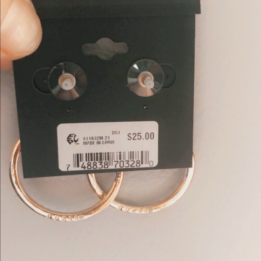 GUESS earrings - Picture 2 of 3